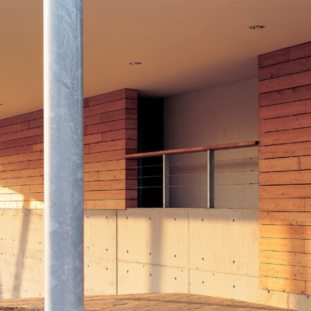 BETONWANDAVONDENTREE